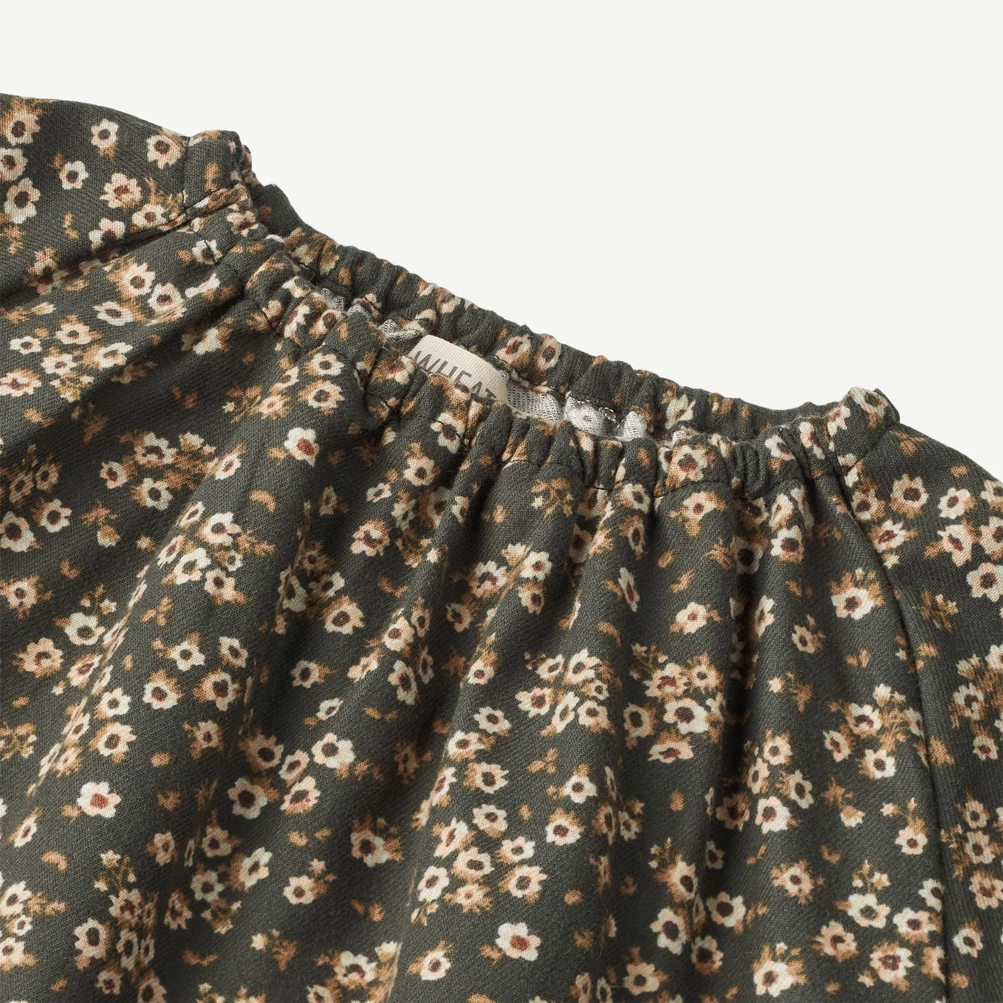 Blouse Nicoline - black coal flowers