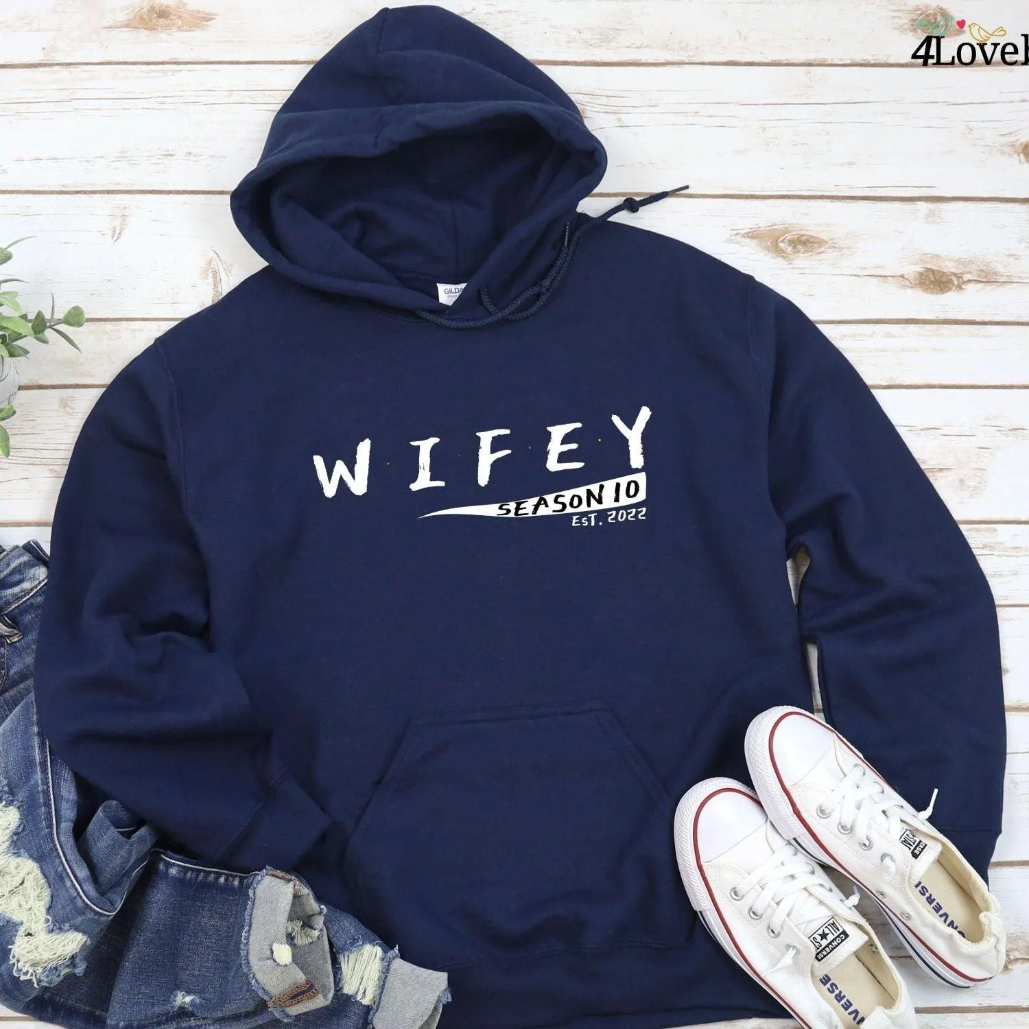 Hubby & Wifey Anniversary Custom Matching Outfits - Perfect Gifts for Couples, Valentine's Day, and Married Duo!