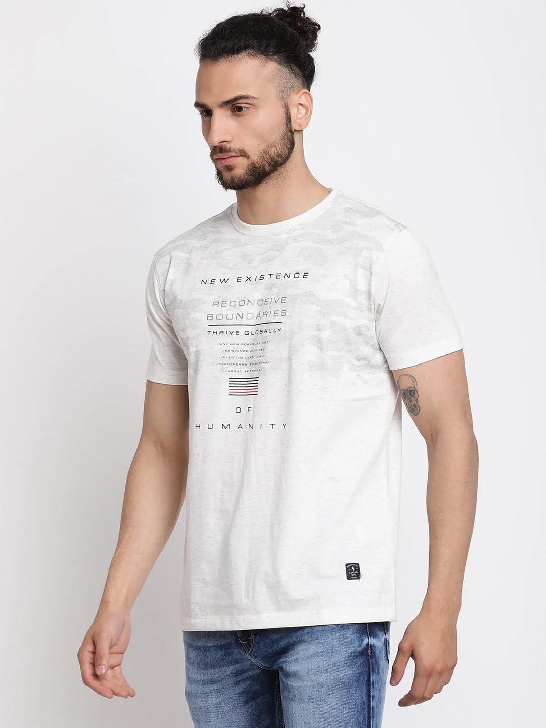 Men's Offwhite  Round neck Half Sleeve T-Shirt with Print